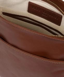 Pure Luxuries London Plumpton Leather Cross-Body Bag -Pure Luxuries shop unnamed file 1003 scaled