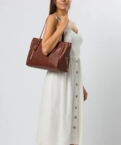 Pure Luxuries London Wollerton Leather Tote Bag Vintage Dark Tan 20 Pure Luxuries London Wollerton Leather Tote Bag Vintage Dark Tan -Pure Luxuries shop unnamed file 1106 scaled