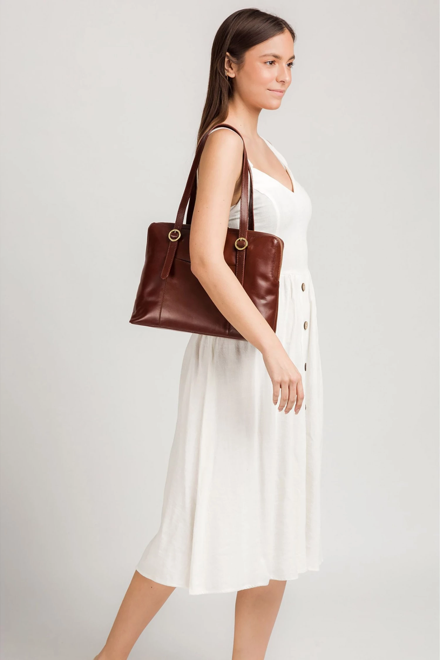 Pure Luxuries London Ornella Vegetable-Tanned Leather Handbag Black 7 Pure Luxuries London Ornella Vegetable-Tanned Leather Handbag Black - Image 5