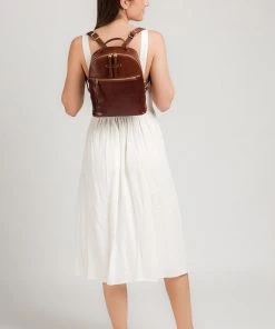 Pure Luxuries London Natala Vegetable-Tanned Leather Backpack Black 13 Pure Luxuries London Natala Vegetable-Tanned Leather Backpack Black -Pure Luxuries shop unnamed file 1193 scaled