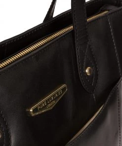 Pure Luxuries London Marisa Vegetable-Tanned Leather Tote Bag Italian Tan -Pure Luxuries shop unnamed file 1252 scaled