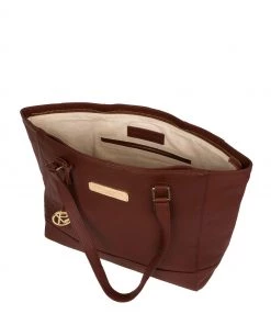 Pure Luxuries London Sophie Chestnut Leather Tote Bag 10 Pure Luxuries London Sophie Chestnut Leather Tote Bag -Pure Luxuries shop unnamed file 1310 scaled