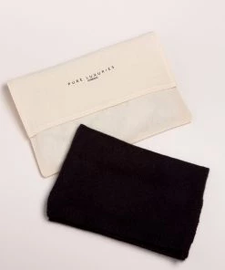 Pure Luxuries London Oxford Cashmere Scarf Cream -Pure Luxuries shop unnamed file 1322 scaled