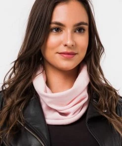 Pure Luxuries London Holker Cashmere & Merino Wool Snood Chilli Red 29 Pure Luxuries London Holker Cashmere & Merino Wool Snood Chilli Red -Pure Luxuries shop unnamed file 1364