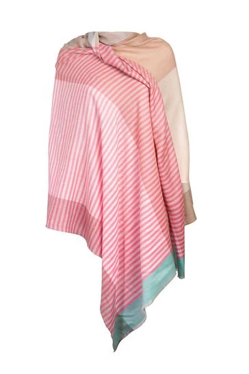 Pure Luxuries London Pink Zenith Cashmere & Merino Wool Throw 5 Pure Luxuries London Pink Zenith Cashmere & Merino Wool Throw - Image 3