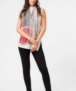 Pure Luxuries London Grey Neptune Cashmere & Merino Wool Neckerchief -Pure Luxuries shop unnamed file 1430 scaled