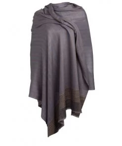 Pure Luxuries London Grey Aspect Cashmere & Merino Wool Throw -Pure Luxuries shop unnamed file 1450