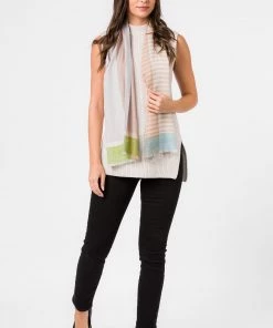 Pure Luxuries London Cream Charon Cashmere & Merino Wool Neckerchief -Pure Luxuries shop unnamed file 1461 scaled