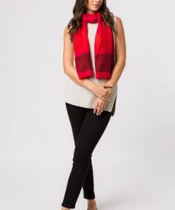 Pure Luxuries London Red Blur Cashmere & Merino Wool Pashmina Scarf -Pure Luxuries shop unnamed file 1492 scaled
