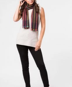 Pure Luxuries London Blue Ratio Cashmere & Merino Wool Scarf 8 Pure Luxuries London Blue Ratio Cashmere & Merino Wool Scarf -Pure Luxuries shop unnamed file 1603 scaled