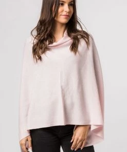 Pure Luxuries London Eskdale Cashmere & Merino Wool Poncho Chilli Red 26 Pure Luxuries London Eskdale Cashmere & Merino Wool Poncho Chilli Red -Pure Luxuries shop unnamed file 1616