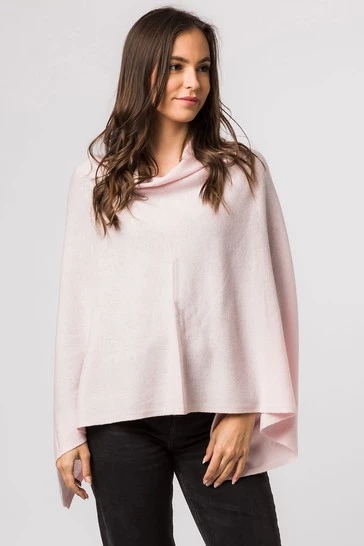 Pure Luxuries London Eskdale Cashmere & Merino Wool Poncho Chilli Red 12 Pure Luxuries London Eskdale Cashmere & Merino Wool Poncho Chilli Red - Image 11