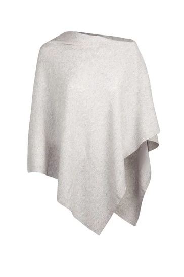 Pure Luxuries London Eskdale Cashmere & Merino Wool Poncho Chilli Red 14 Pure Luxuries London Eskdale Cashmere & Merino Wool Poncho Chilli Red - Image 13