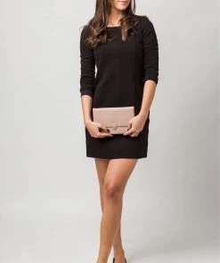 Pure Luxuries shop -Pure Luxuries shop unnamed file 1799 scaled