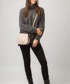 Pure Luxuries London Coniston Leather Cross-Body Bag Blush Pink -Pure Luxuries shop unnamed file 376 scaled