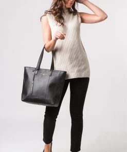 Pure Luxuries London Amberley Leather Tote Bag Black -Pure Luxuries shop unnamed file 421 scaled