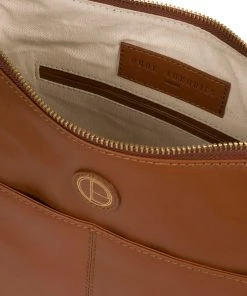 Pure Luxuries London Farlow Leather Shoulder Bag Vintage Red 16 Pure Luxuries London Farlow Leather Shoulder Bag Vintage Red -Pure Luxuries shop unnamed file 510 scaled