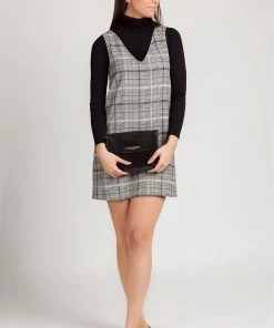 Pure Luxuries London Valeria Vegetable-Tanned Leather Cross-Body Clutch Bag Italian Tan Brown 13 Pure Luxuries London Valeria Vegetable-Tanned Leather Cross-Body Clutch Bag Italian Tan Brown -Pure Luxuries shop unnamed file 842 scaled