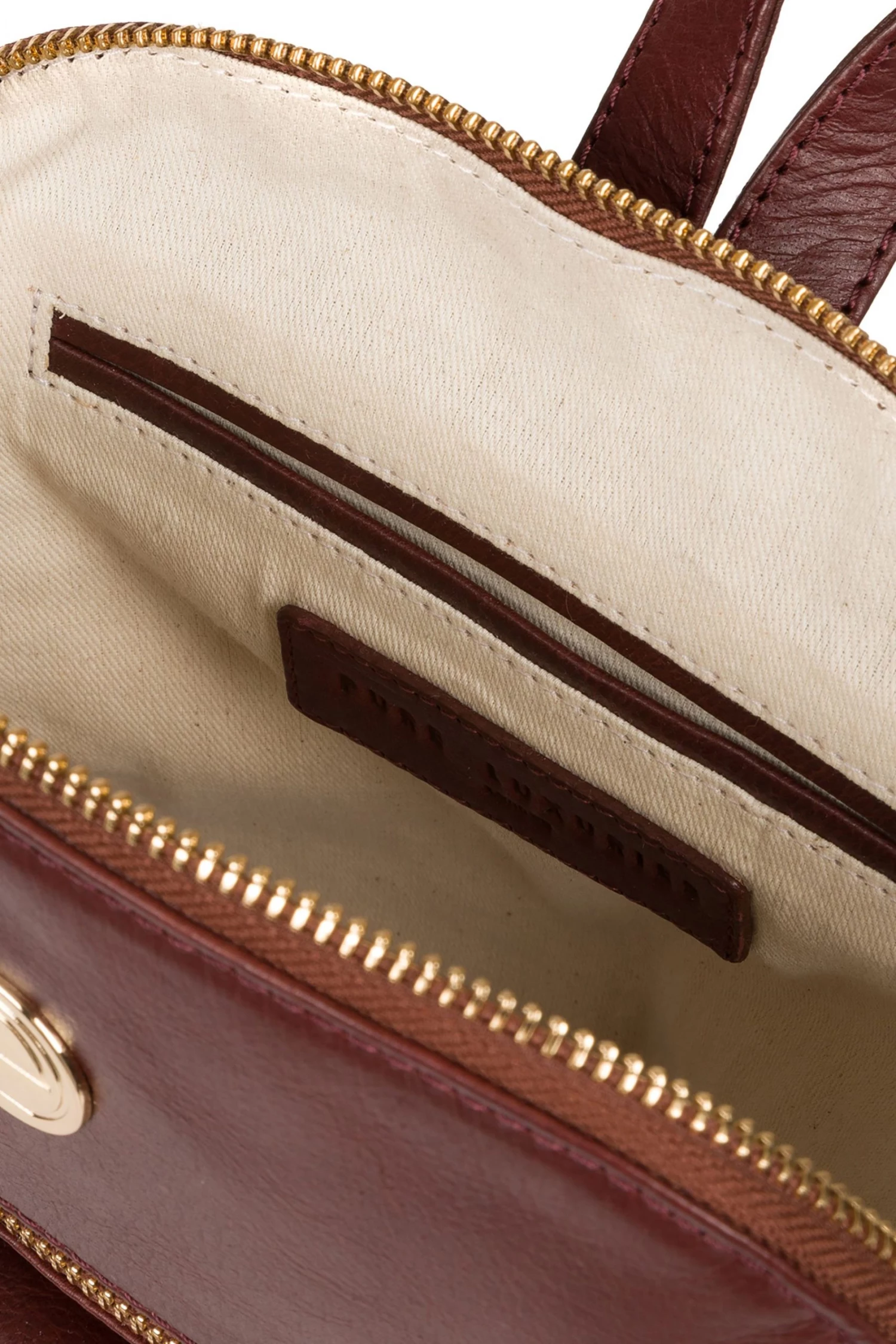 Pure Luxuries London Zinnia Leather Backpack Jet Black 7 Pure Luxuries London Zinnia Leather Backpack Jet Black - Image 5