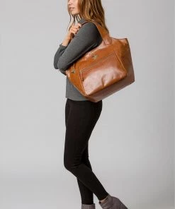 Pure Luxuries London Mimosa Leather Tote Bag Jet Black -Pure Luxuries shop unnamed file 870 scaled